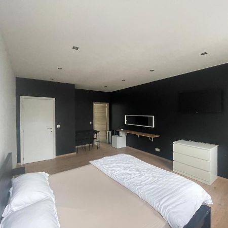 Room Of Tournai 3 Bagian luar foto
